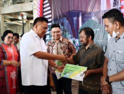 Gubernur Olly Serahkan BPJS Tenaga Kerja Bagi 42 Ribu Pegawai Gereja