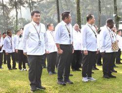 Gubernur Sulut Yulius Selvanus Dipercayakan Sebagai Danki Apel di Retret Hari Ketiga