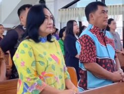 Gubernur Sulut Yulius Selvanus dan Istri Beribadah di GMIM Petra Sario Tumpaan