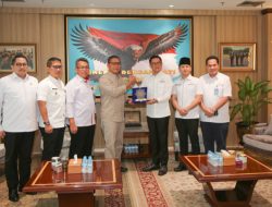 Bertemu Kepala Staf Presiden, Joune Ganda Sampaikan Kesiapan Munas APKASI di Minut