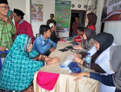 28 Anak Ikuti Sunatan Massal, Polres Lamsel Hadirkan Layanan Kesehatan Bagi Warga Ruguk