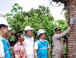 Di HLN ke-80, PLN Sambungkan Listrik Gratis bagi 171 Warga Tulungagung