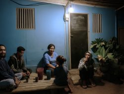 Terus Terangi Wilayah Terpencil, PLN Hadirkan Keadilan Energi Lewat Program Tirai Kasi di Kecamatan Ndona Timur, NTT