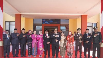 Bupati dan Ketua TP PKK Boltara Hadiri Upacara Hari Bhayangkara ke-80