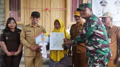 Bupati Sirajudin Lasena Resmikan Rumah Layak Huni bagi Keluarga Penerima Manfaat di Kuala Utara