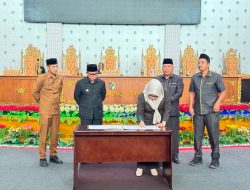 Didampingi Wabup Aditya Pontoh, Bupati Sirajudin Lasena Teken KUAPPAS 2027