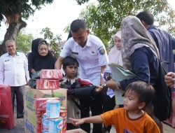 Plt Bupati Boltara Turun Langsung ke Lokasi Kebakaran di Talaga, Salurkan Bantuan untuk Korban